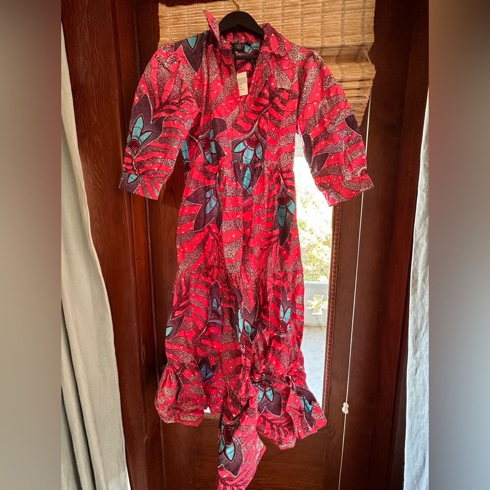 Beautiful OULA COMPANY dress.